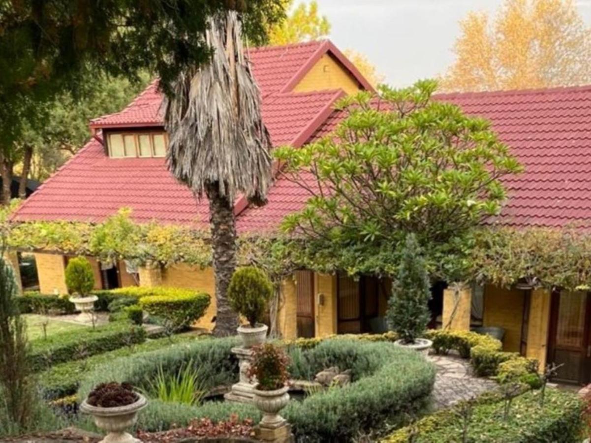 The Tuscan Garden Newcastle Exterior photo